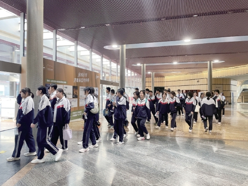 从“单体空间”到“城市文化生态圈”!当剧院成为一种生活方式