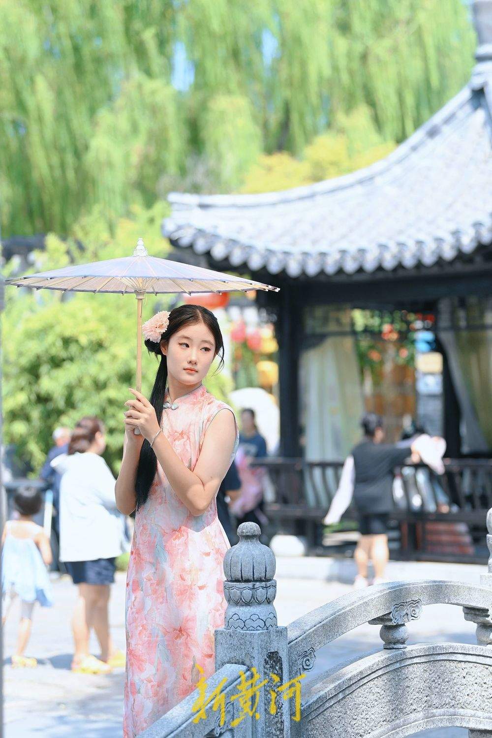 泉城秋日“热”度不减，老街泉边尽是惬意时光